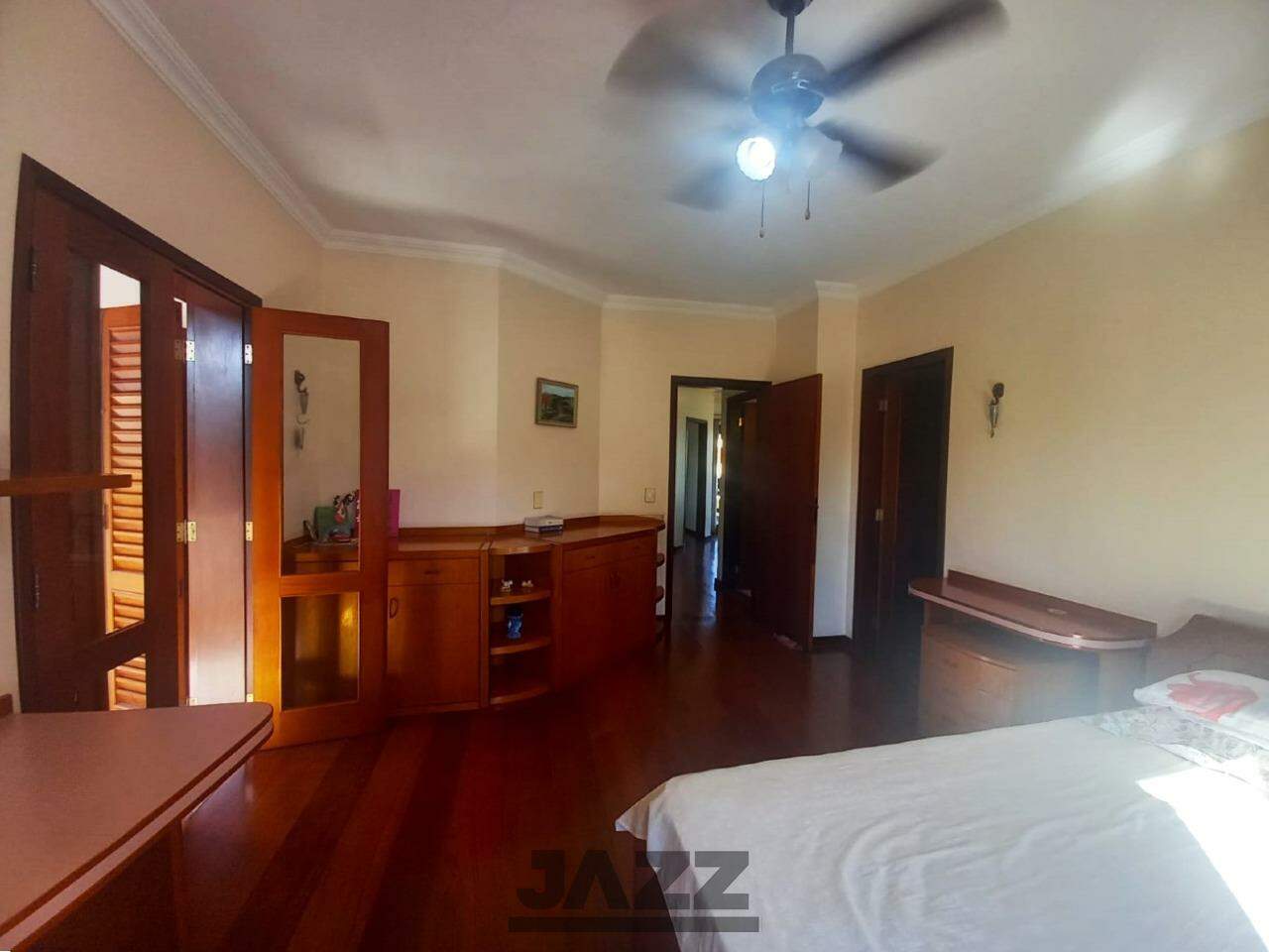 Casa de Condomínio à venda com 3 quartos, 350m² - Foto 31