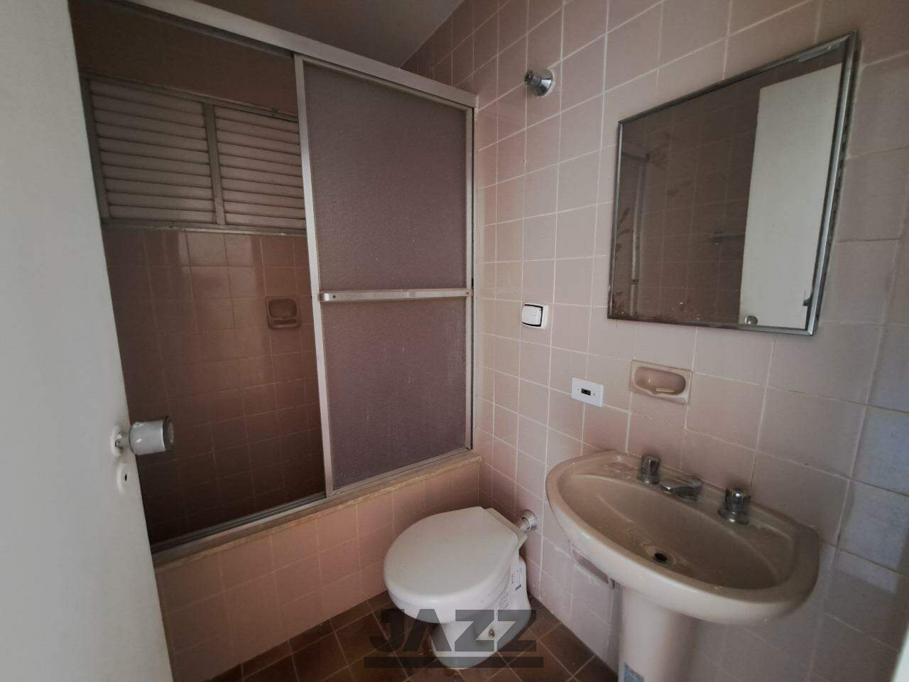 Apartamento para alugar com 3 quartos, 138m² - Foto 11