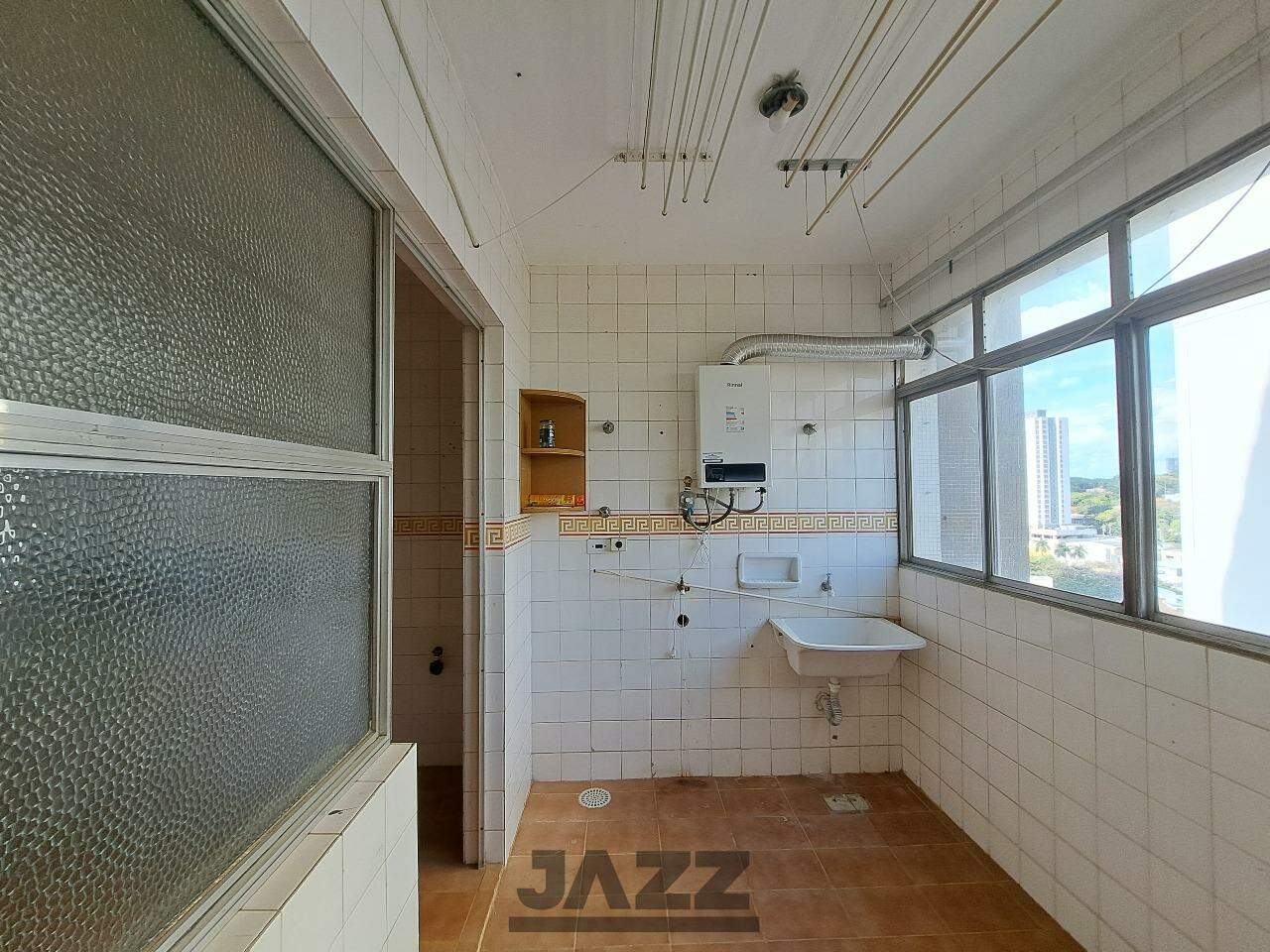 Apartamento para alugar com 3 quartos, 138m² - Foto 7