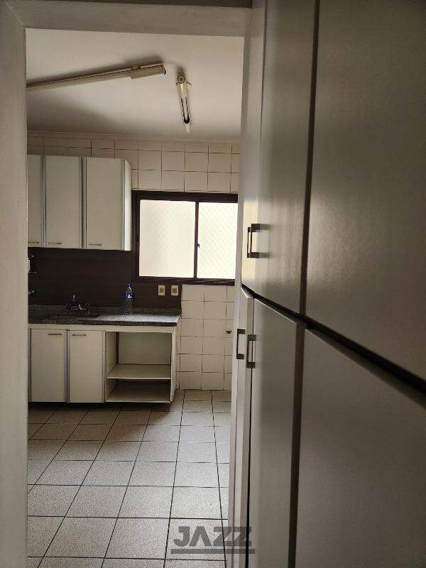 Apartamento à venda com 3 quartos, 106m² - Foto 8