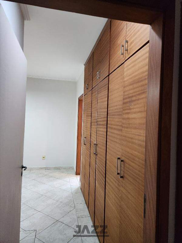 Apartamento para alugar com 3 quartos, 106m² - Foto 10