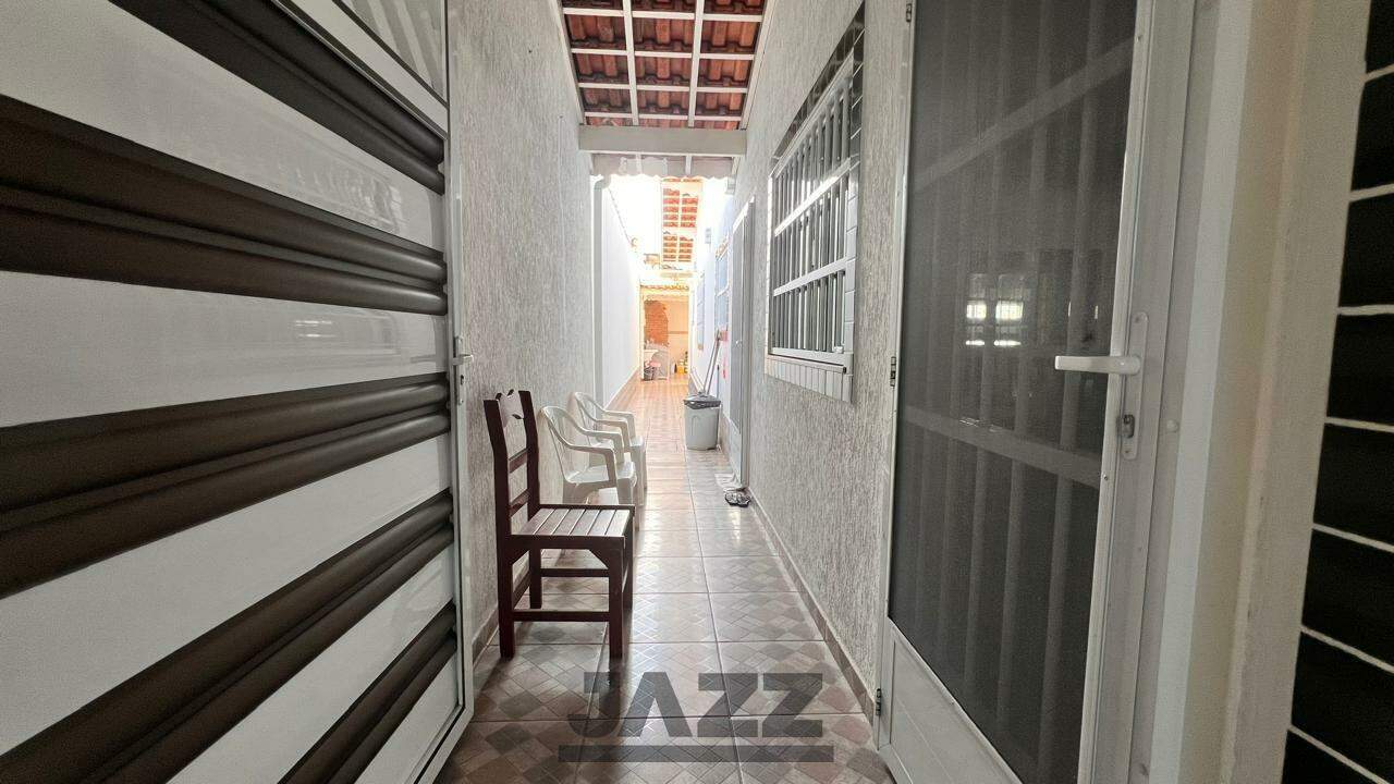 Casa à venda com 3 quartos, 130m² - Foto 3