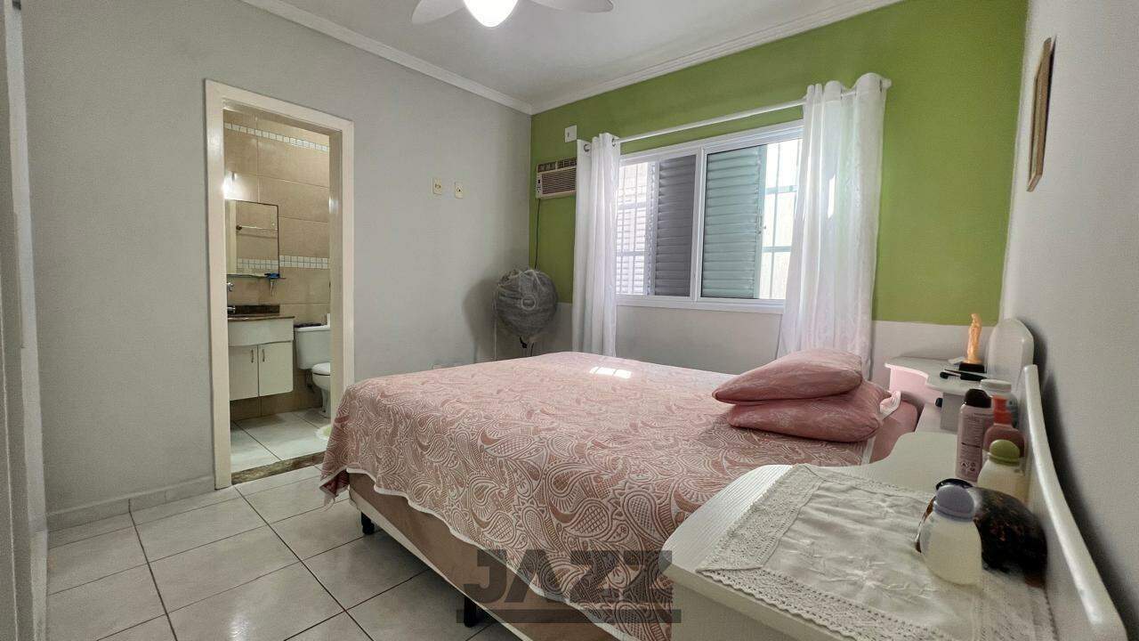 Casa à venda com 3 quartos, 130m² - Foto 11