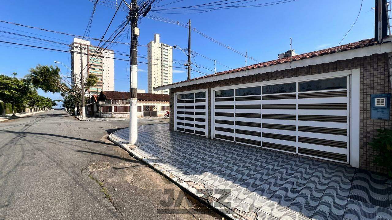 Casa à venda com 3 quartos, 160m² - Foto 3