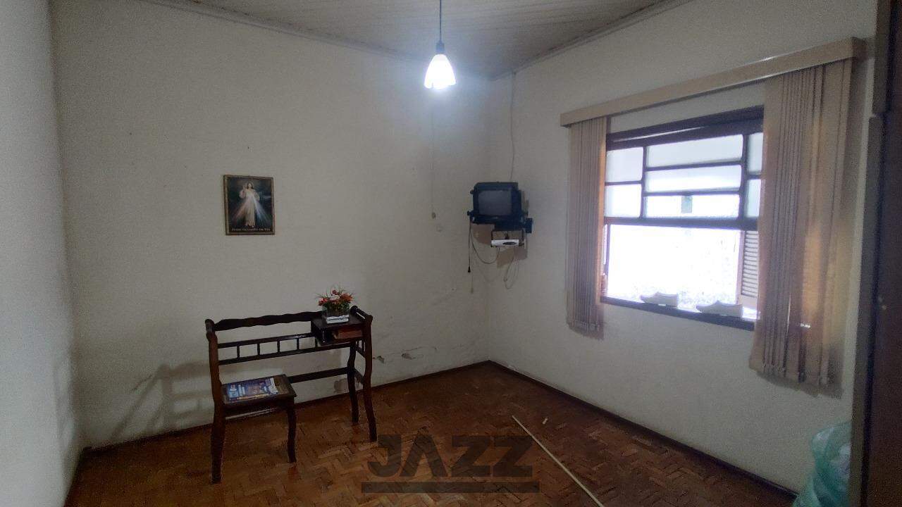 Casa à venda com 3 quartos, 142m² - Foto 4