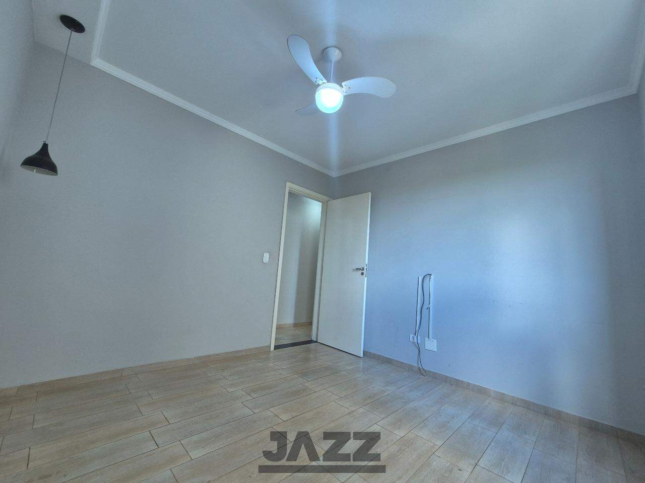 Apartamento à venda com 2 quartos, 55m² - Foto 15