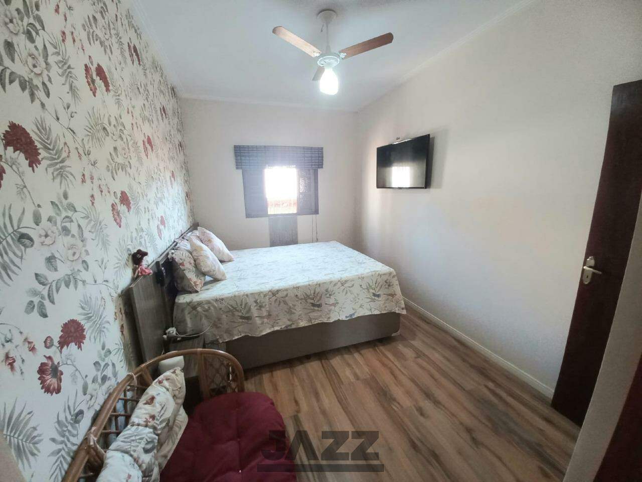 Casa à venda com 2 quartos, 120m² - Foto 9