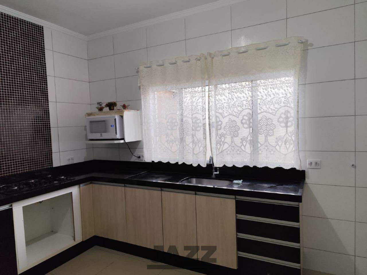 Casa à venda com 3 quartos, 144m² - Foto 11