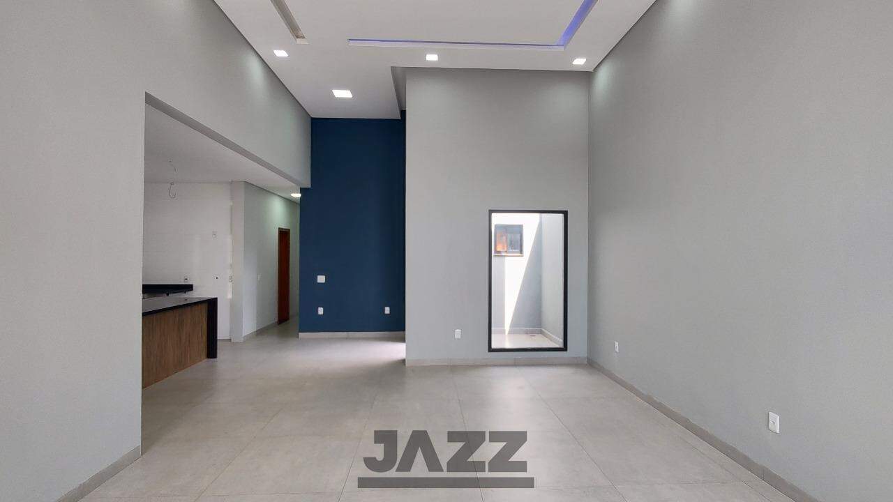 Casa à venda com 3 quartos, 175m² - Foto 1