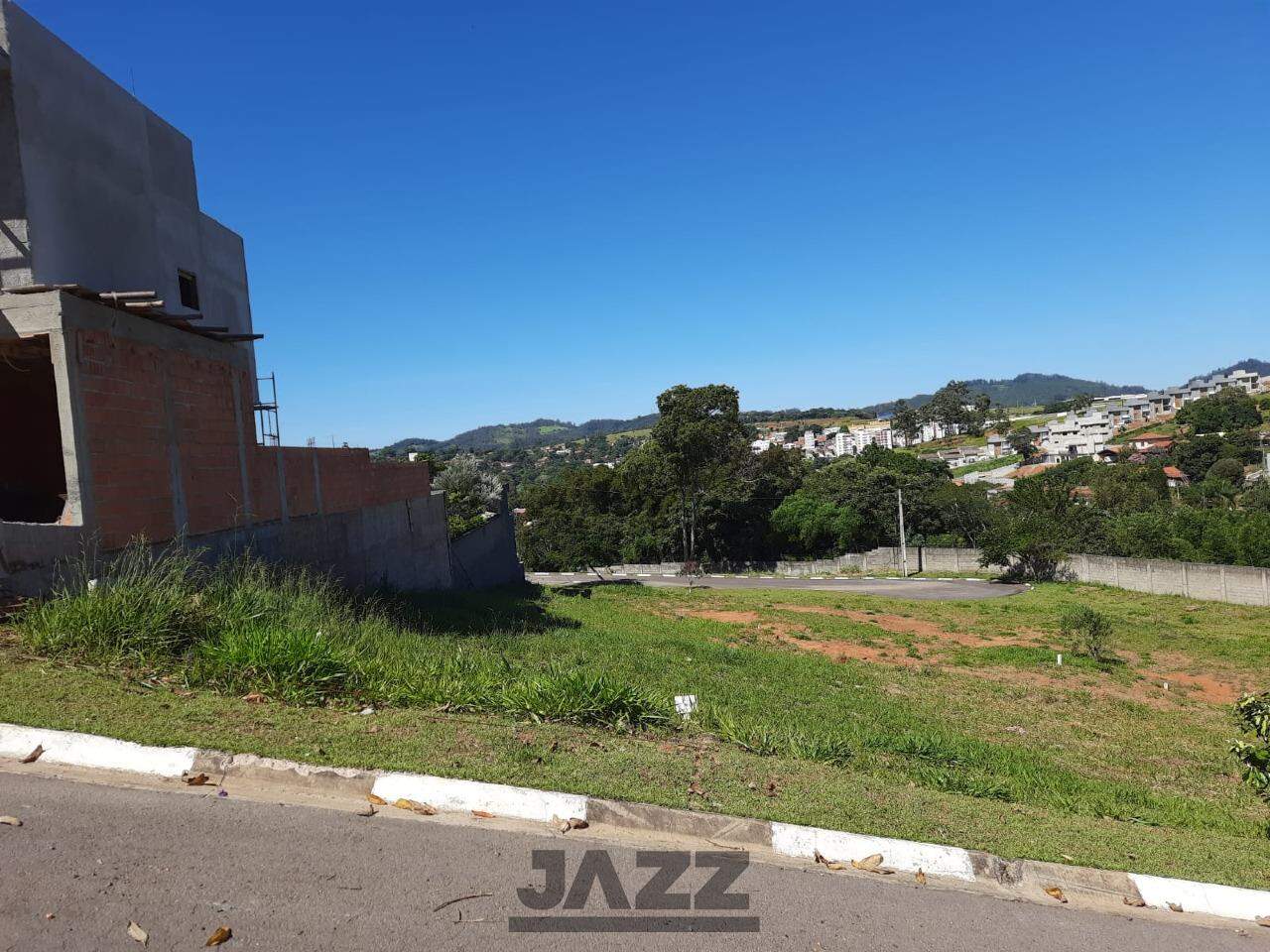 Terreno à venda, 360m² - Foto 1