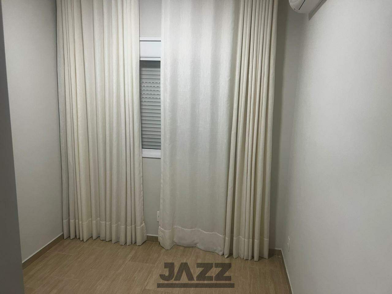 Apartamento para alugar com 3 quartos, 92m² - Foto 4