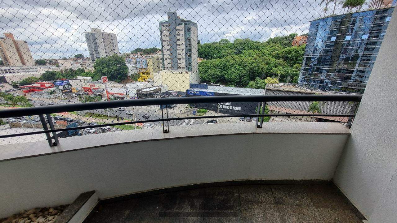 Apartamento à venda com 2 quartos, 76m² - Foto 2