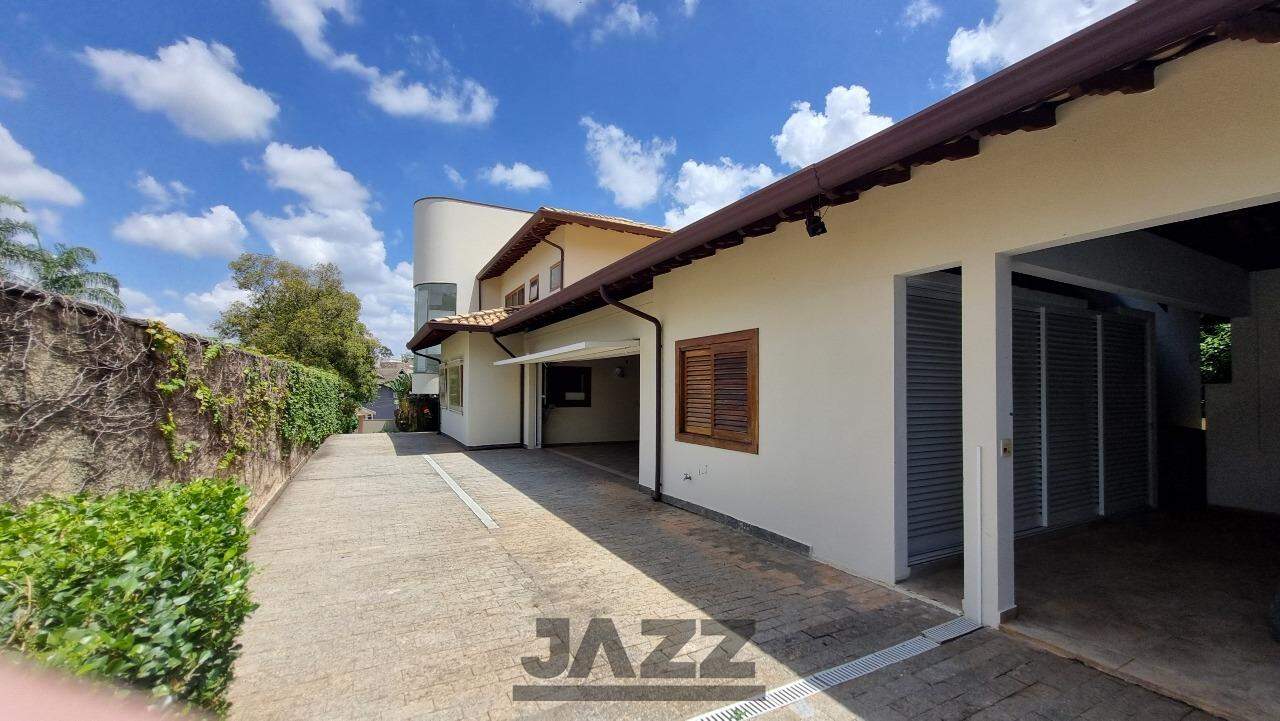 Casa de Condomínio à venda com 5 quartos, 570m² - Foto 2