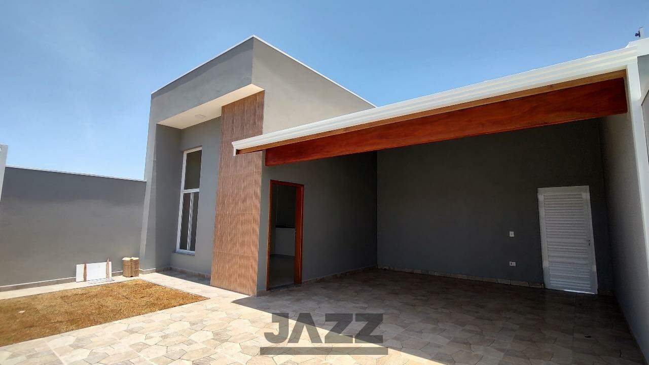 Casa à venda com 3 quartos, 135m² - Foto 1