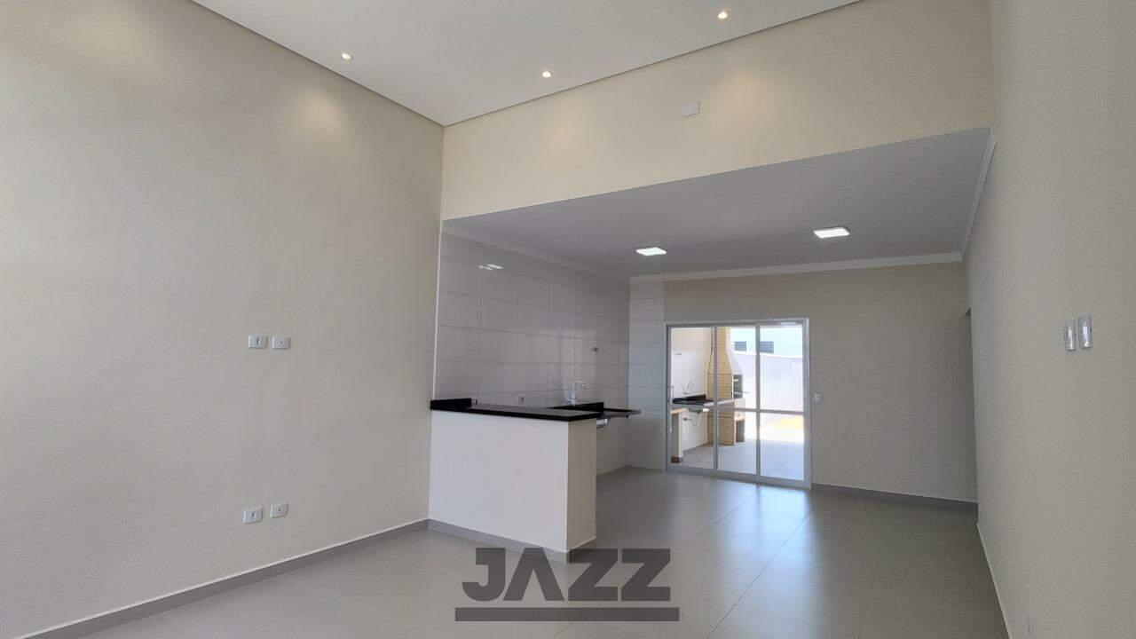 Casa à venda com 3 quartos, 135m² - Foto 4