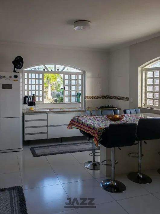 Casa de Condomínio à venda com 4 quartos, 229m² - Foto 19