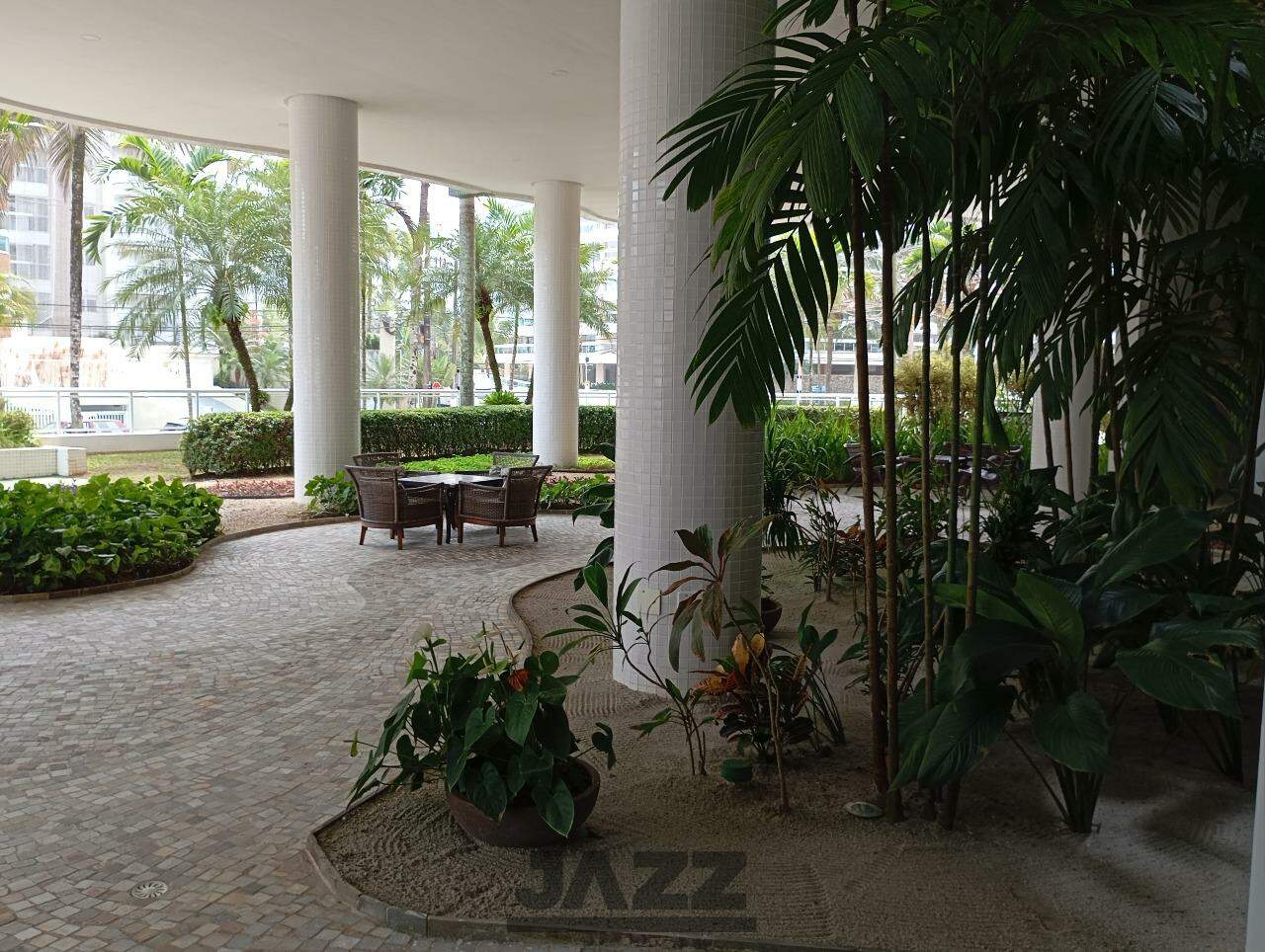 Apartamento à venda com 3 quartos, 151m² - Foto 58