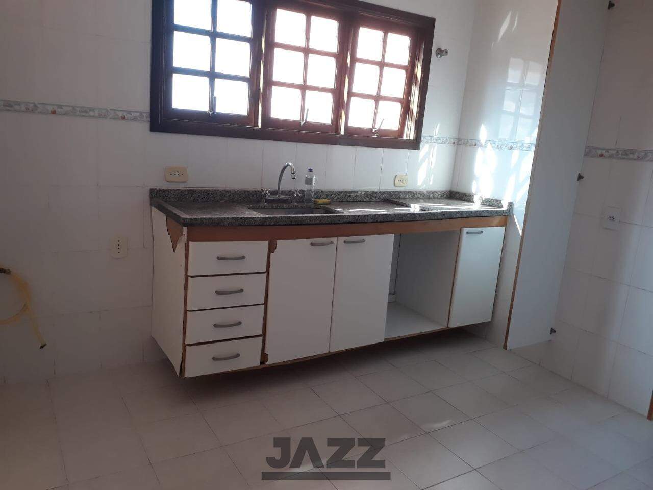 Casa para alugar com 3 quartos, 186m² - Foto 13