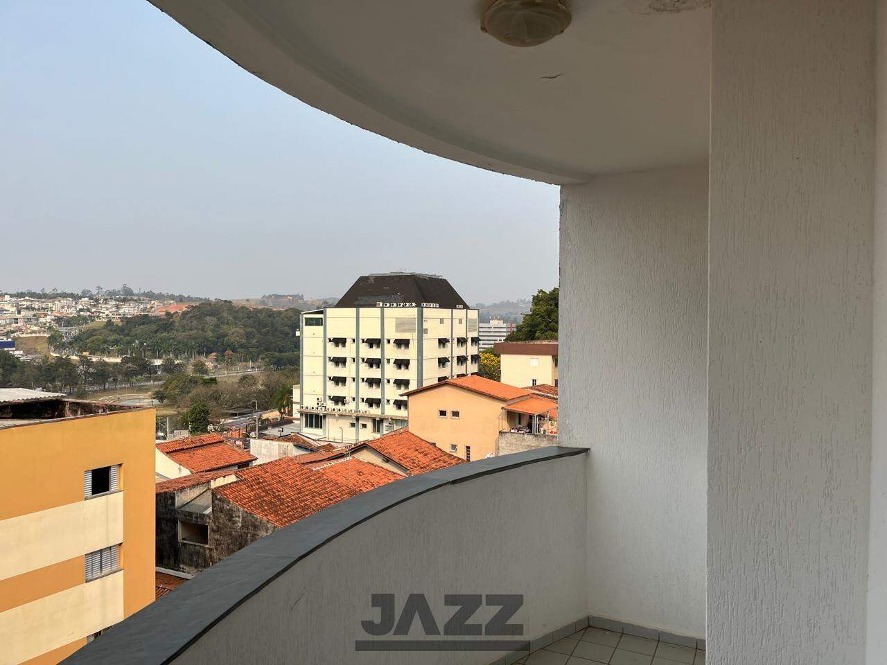 Apartamento à venda com 2 quartos, 69m² - Foto 6