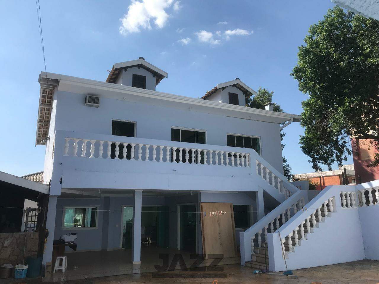 Casa de Condomínio à venda com 5 quartos, 250m² - Foto 1