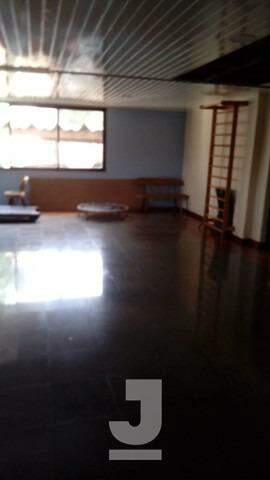 Apartamento para alugar com 3 quartos, 160m² - Foto 14