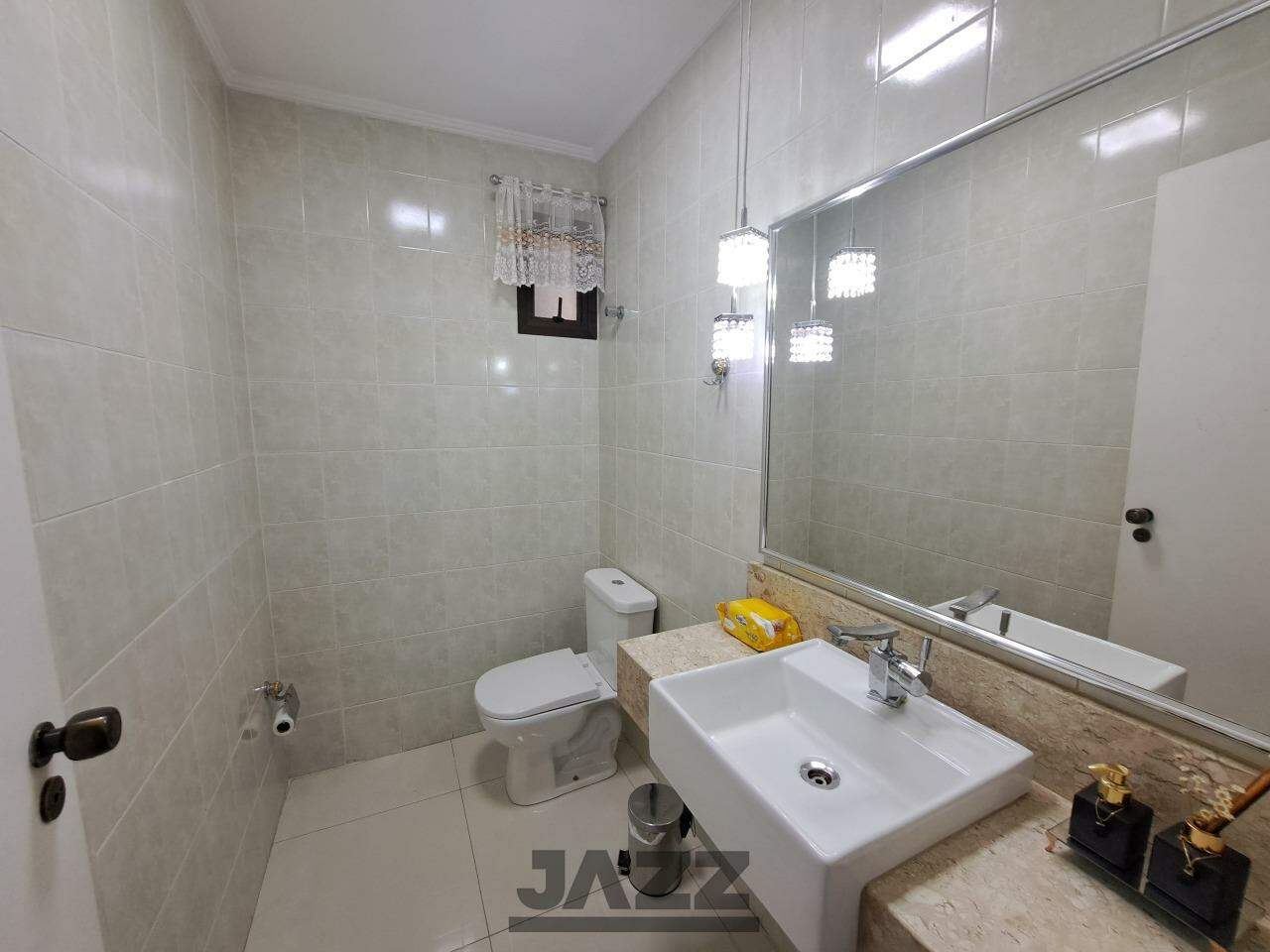 Apartamento para alugar com 3 quartos, 160m² - Foto 22