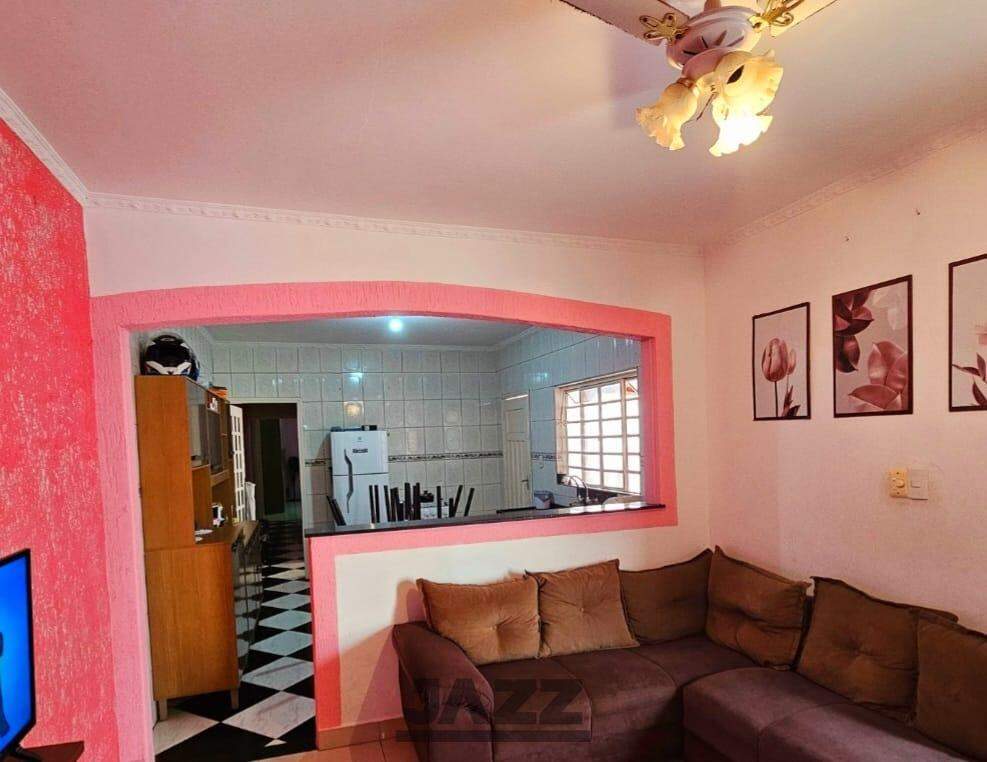 Casa à venda com 2 quartos, 80m² - Foto 5