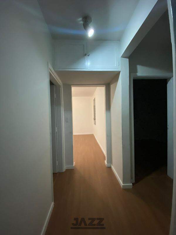 Apartamento à venda com 3 quartos, 107m² - Foto 4