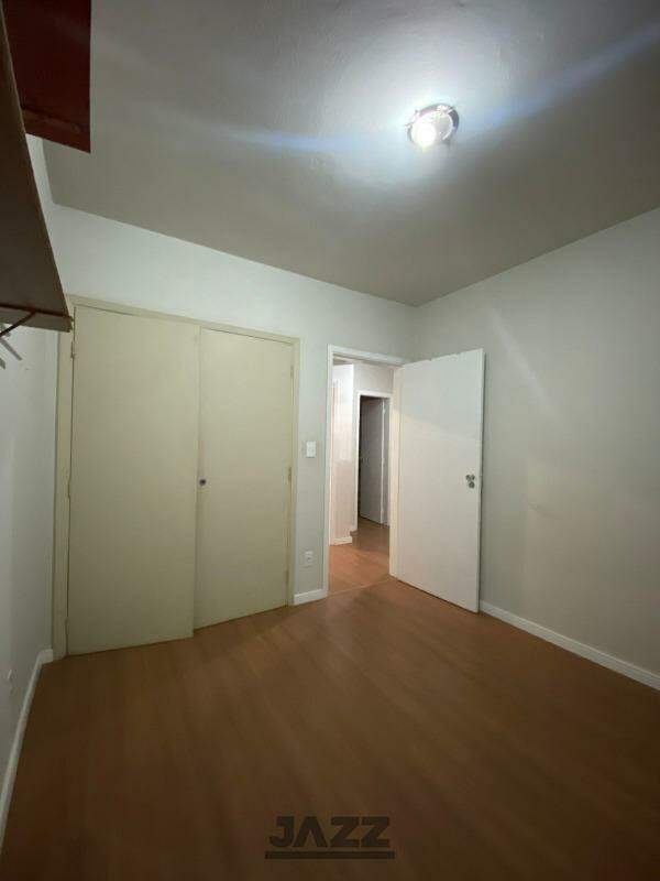 Apartamento à venda com 3 quartos, 107m² - Foto 3