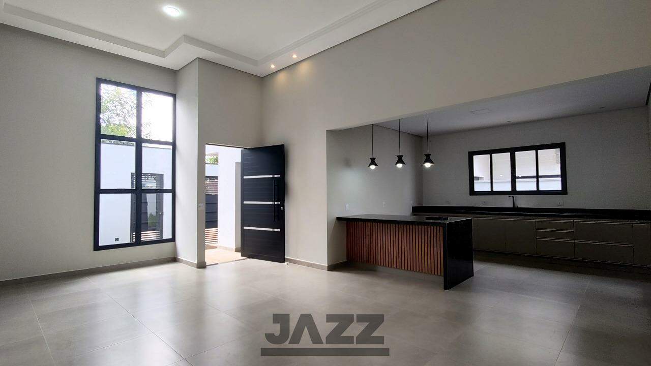 Casa à venda com 3 quartos, 154m² - Foto 1