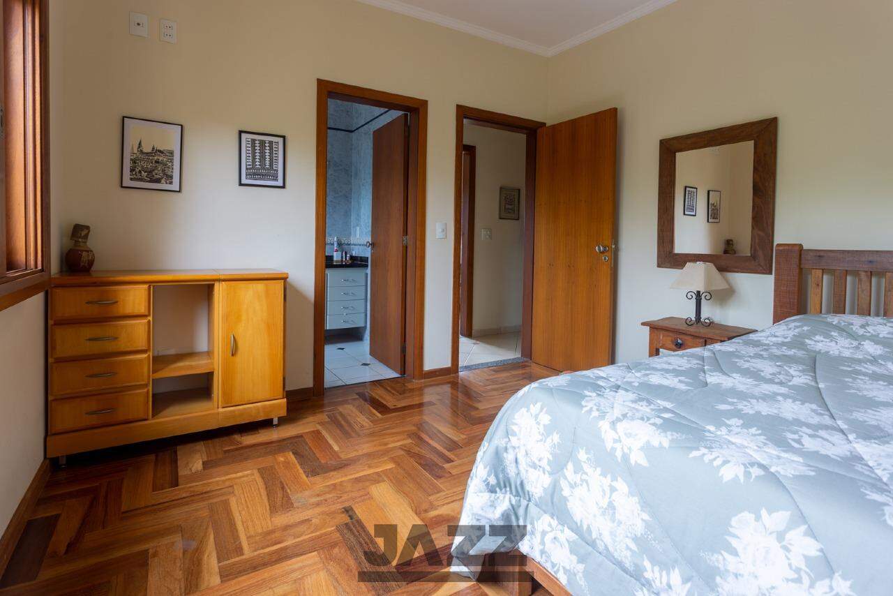 Casa de Condomínio à venda com 5 quartos, 600m² - Foto 10