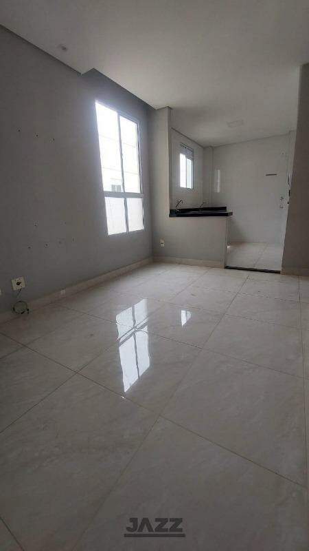 Apartamento à venda com 2 quartos, 46m² - Foto 2