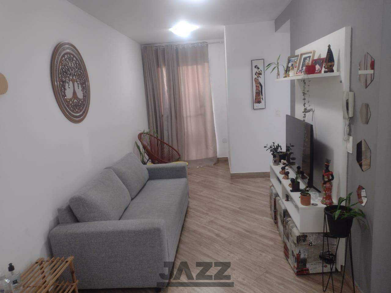 Apartamento à venda com 2 quartos, 62m² - Foto 2