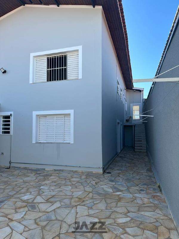 Casa à venda com 3 quartos, 300m² - Foto 28