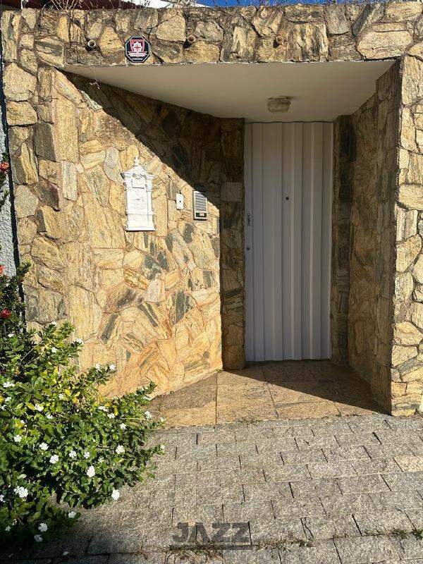 Casa à venda com 3 quartos, 300m² - Foto 3