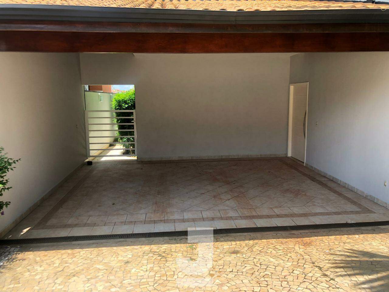 Casa de Condomínio para alugar com 4 quartos, 402m² - Foto 6