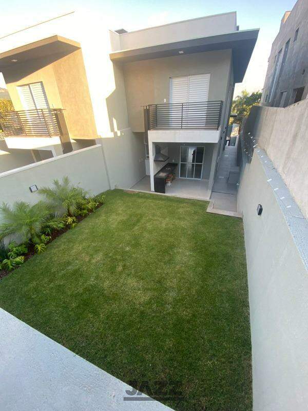 Casa à venda com 3 quartos, 129m² - Foto 14