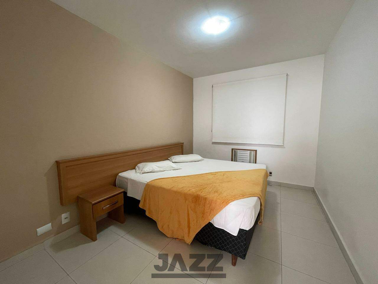 Flat/Apart Hotel para alugar com 24 quartos, 1900m² - Foto 4