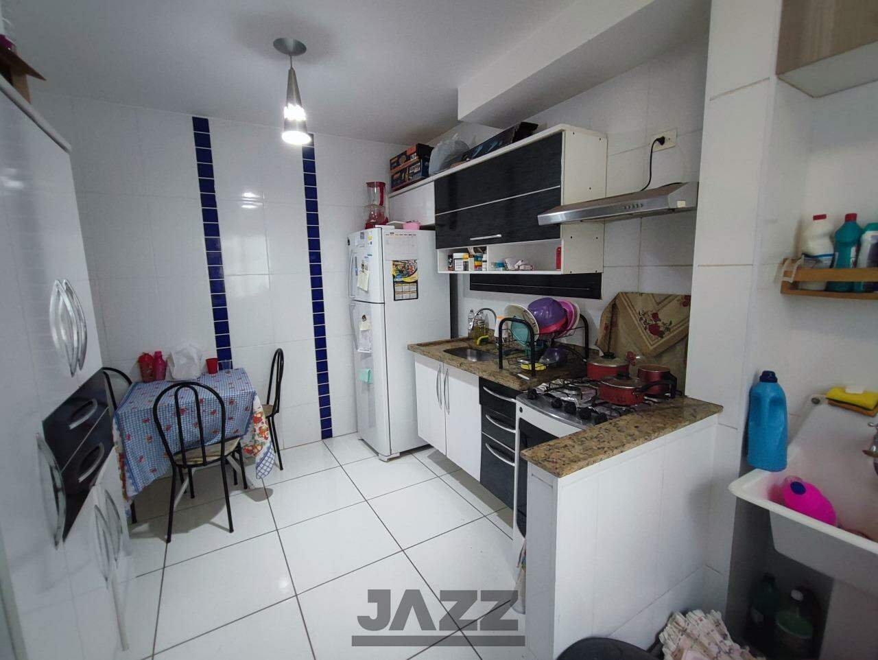 Apartamento à venda com 2 quartos, 55m² - Foto 11