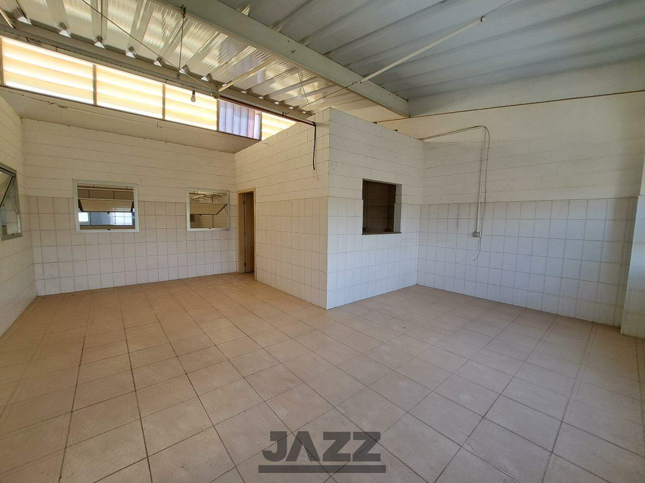 Depósito-Galpão-Armazém para alugar, 1500m² - Foto 19