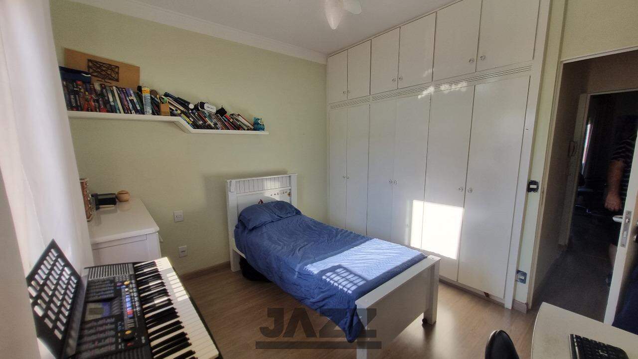 Casa de Condomínio à venda com 4 quartos, 230m² - Foto 28