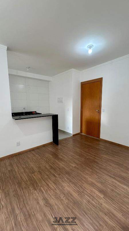 Apartamento à venda com 2 quartos, 46m² - Foto 3