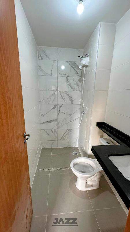 Apartamento à venda com 2 quartos, 46m² - Foto 11