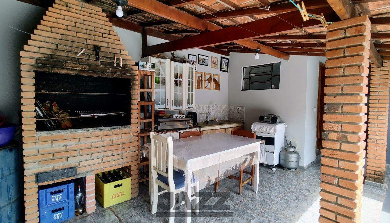 Casa à venda com 3 quartos, 139m² - Foto 11