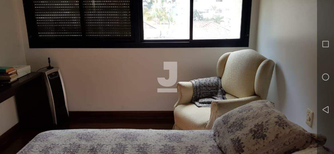 Apartamento para alugar com 4 quartos, 330m² - Foto 17