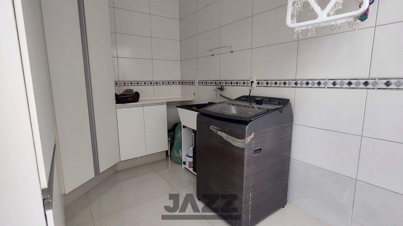 Casa à venda com 3 quartos, 200m² - Foto 30