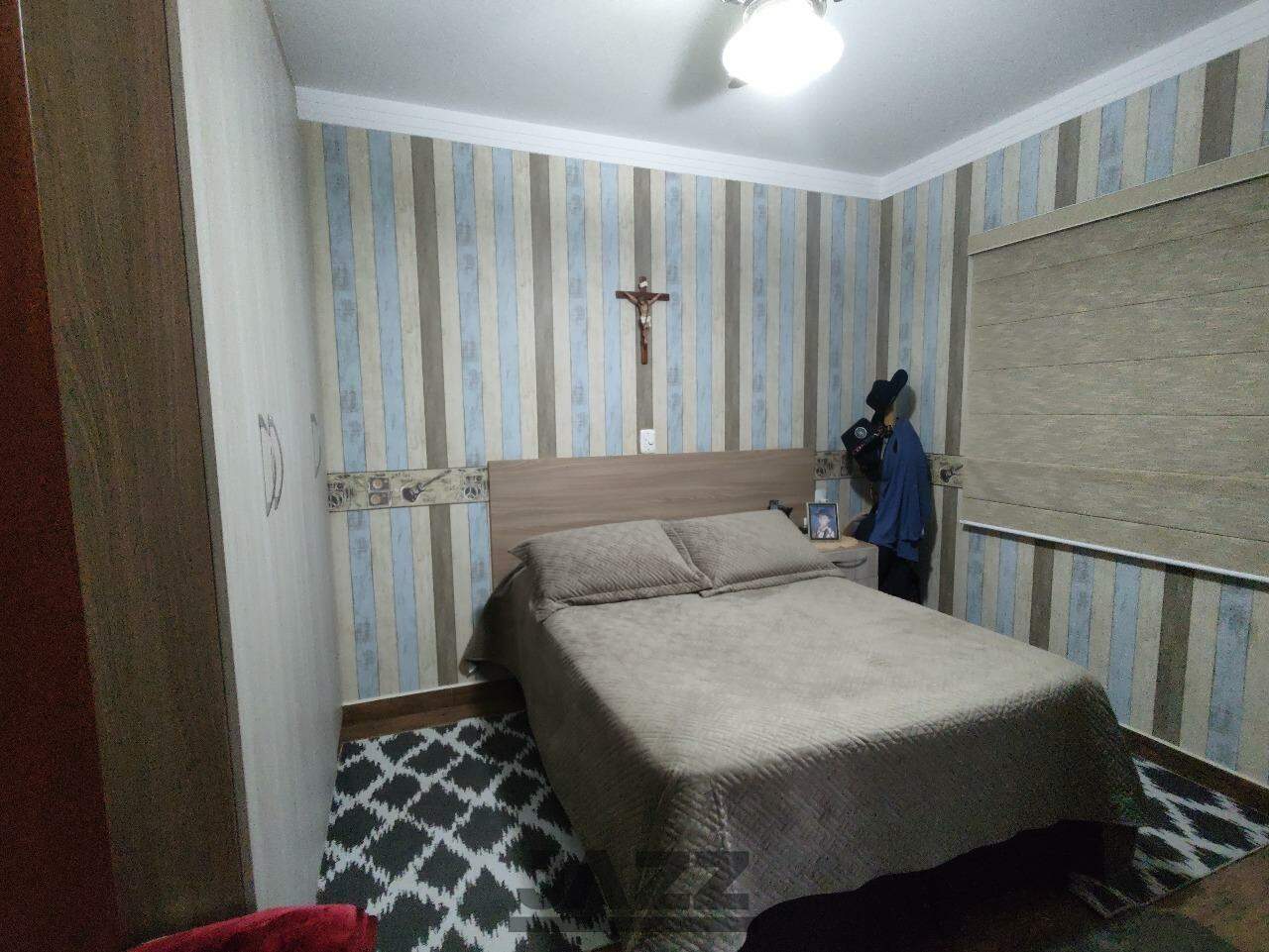 Casa à venda com 3 quartos, 196m² - Foto 11