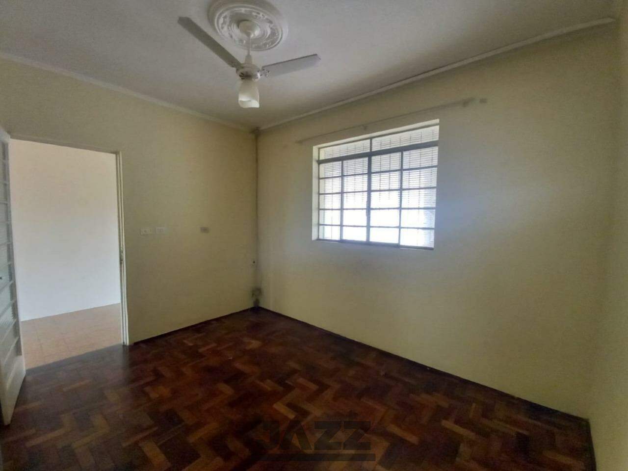 Casa à venda com 3 quartos, 176m² - Foto 2