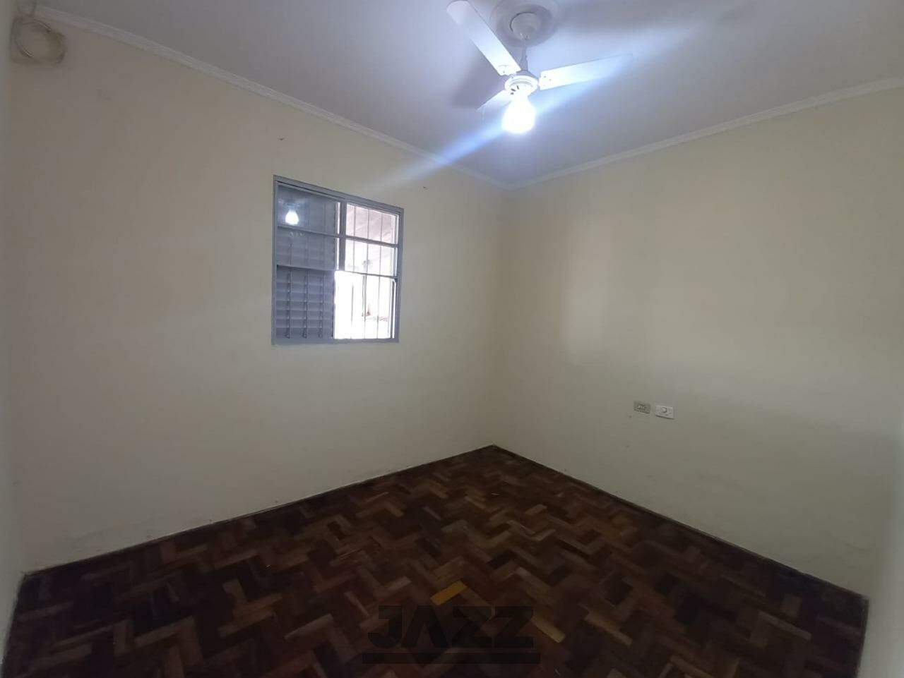 Casa à venda com 3 quartos, 176m² - Foto 4