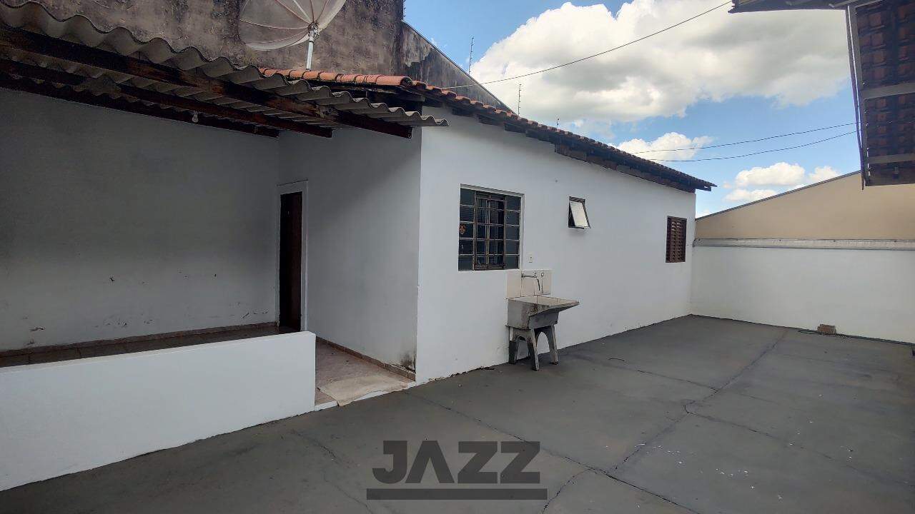 Casa à venda com 3 quartos, 164m² - Foto 25